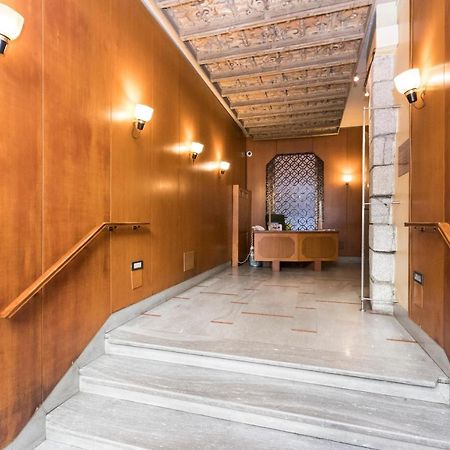 Magnoliaapartments - 2A Valle Duomo Мілан Екстер'єр фото